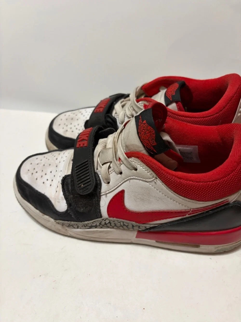Nike Air Jordan Legacy 312 Low US 5Y White Red Black Grey